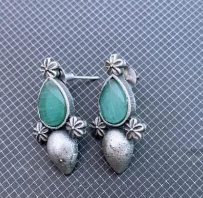 Pista Oxidized Earing