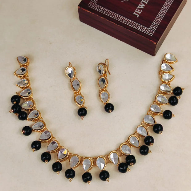 Black Moti Kundan Set