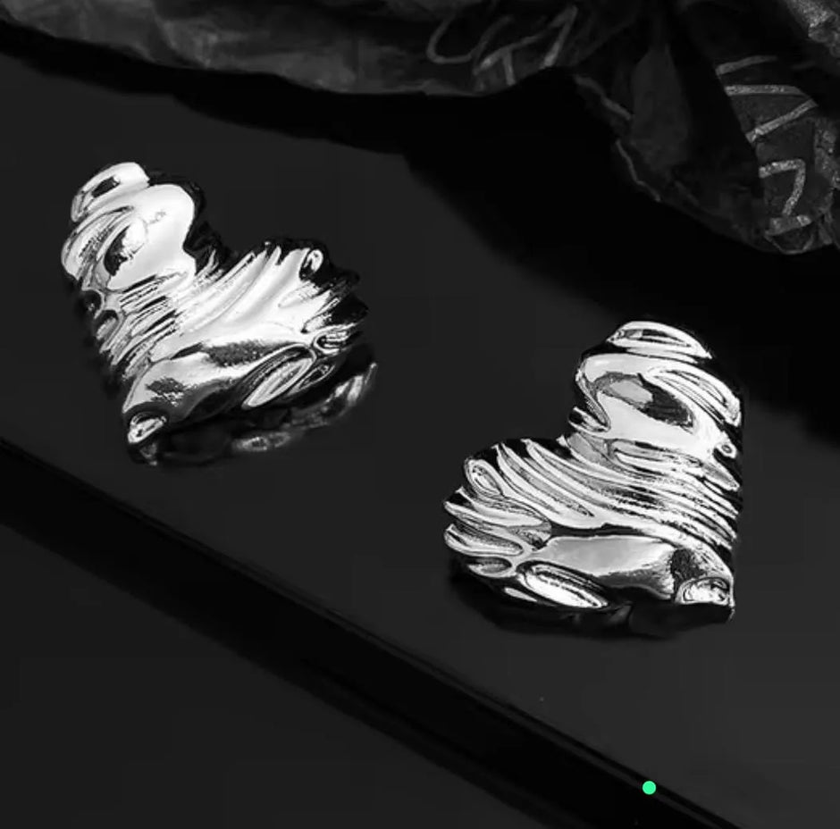 Heart silver earings