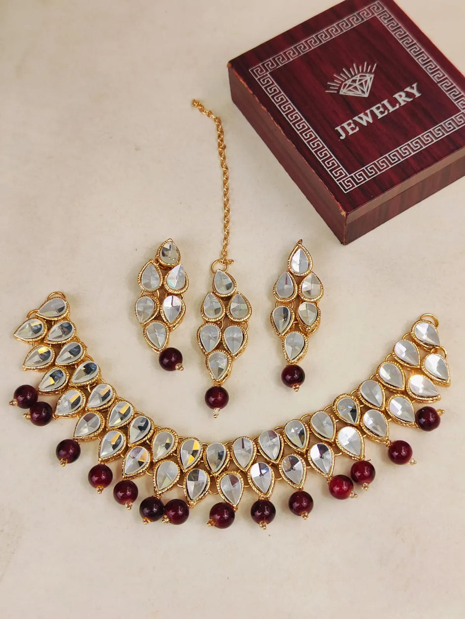 Mehrun  Bindiya Kundan Set