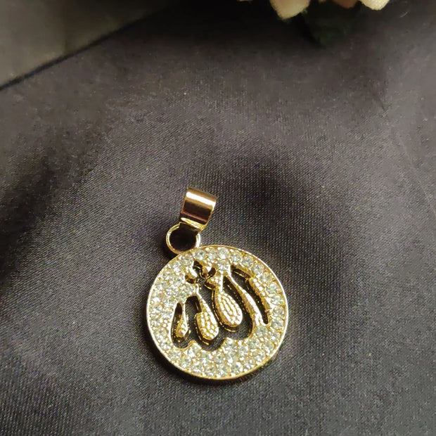 Calligraphy round pendent
