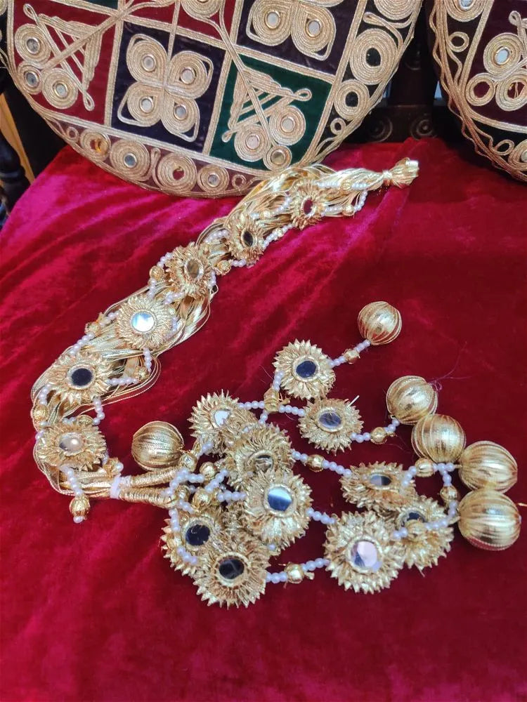 Golden Pathi Paranda