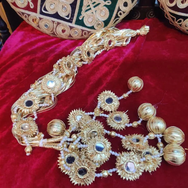 Golden Pathi Paranda