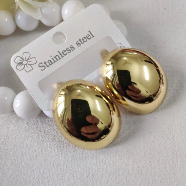Hot gold studs
