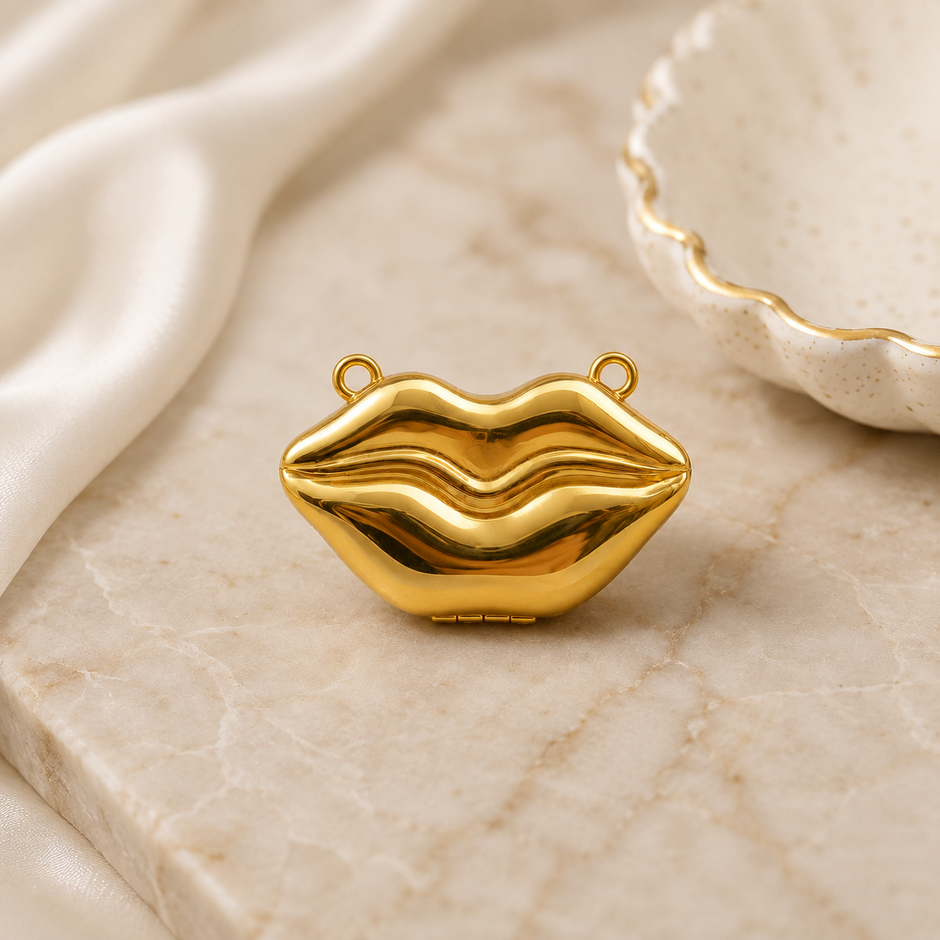 Golden Lips Mini Clutch