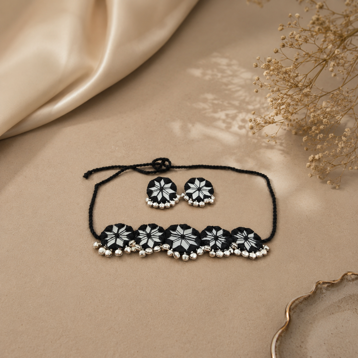 Black Handmade Set