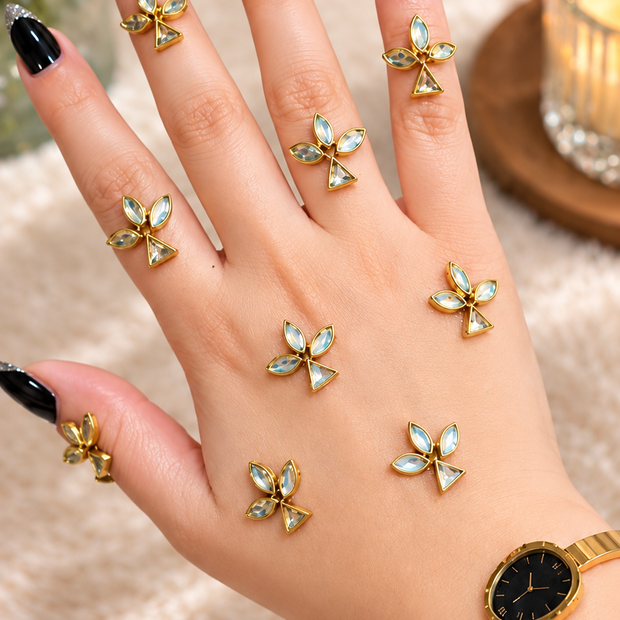 Stick On Patal Mehndi