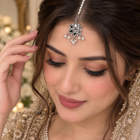 Pearl Star Bindiya