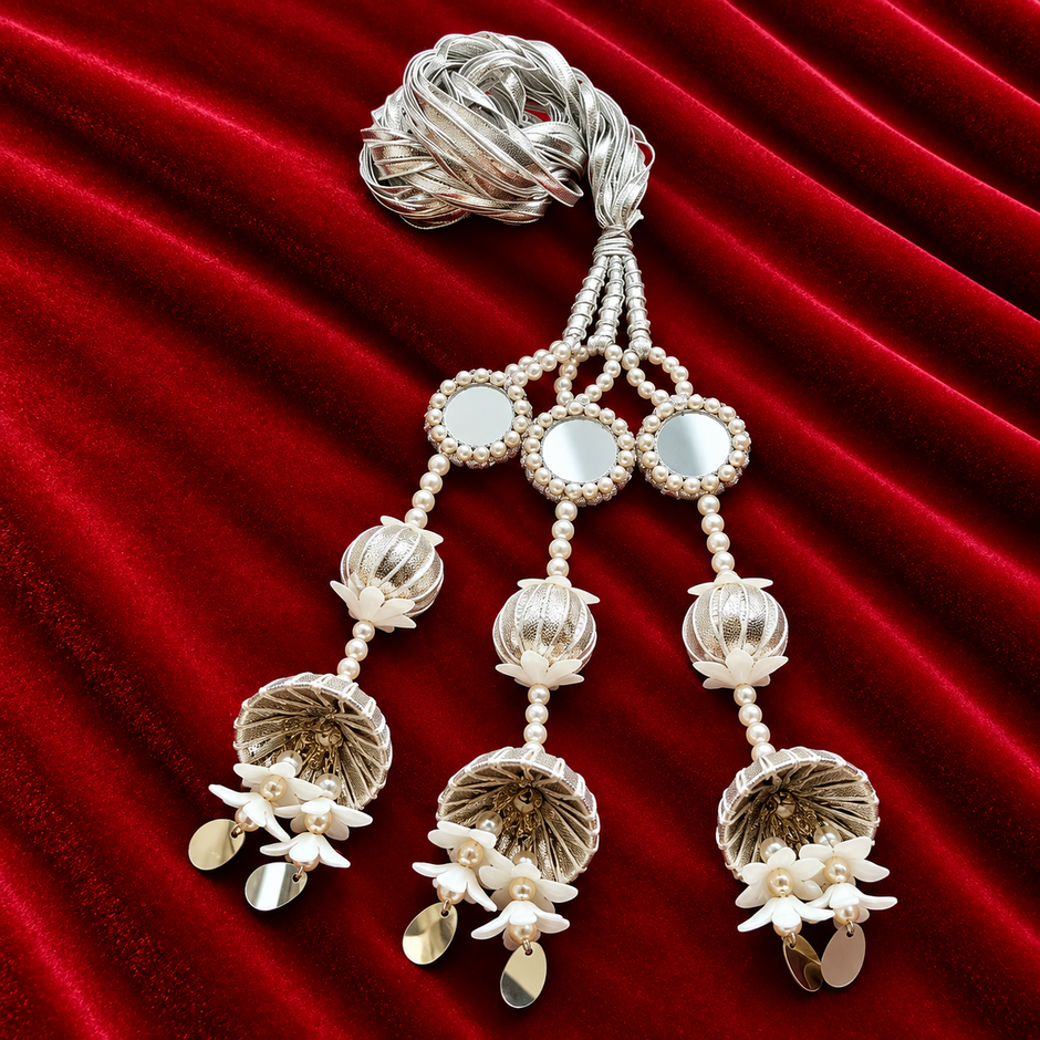 Silver Mirror Noor Paranda
