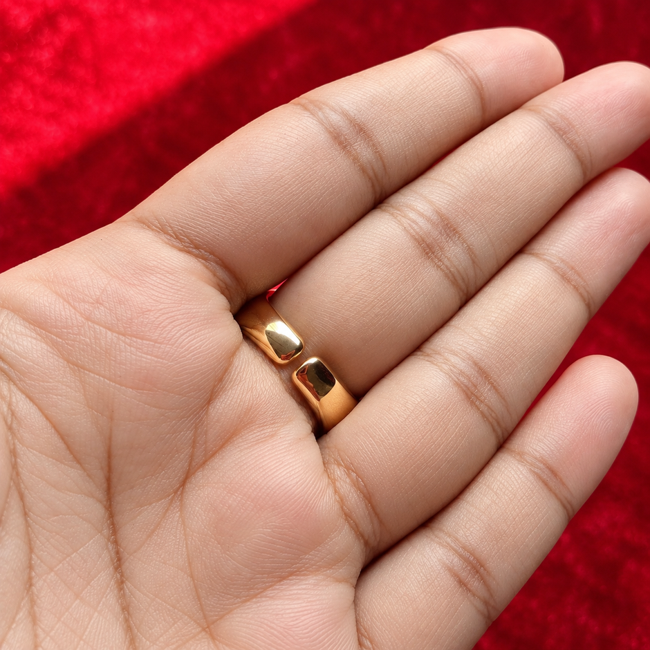 White Shell Ring