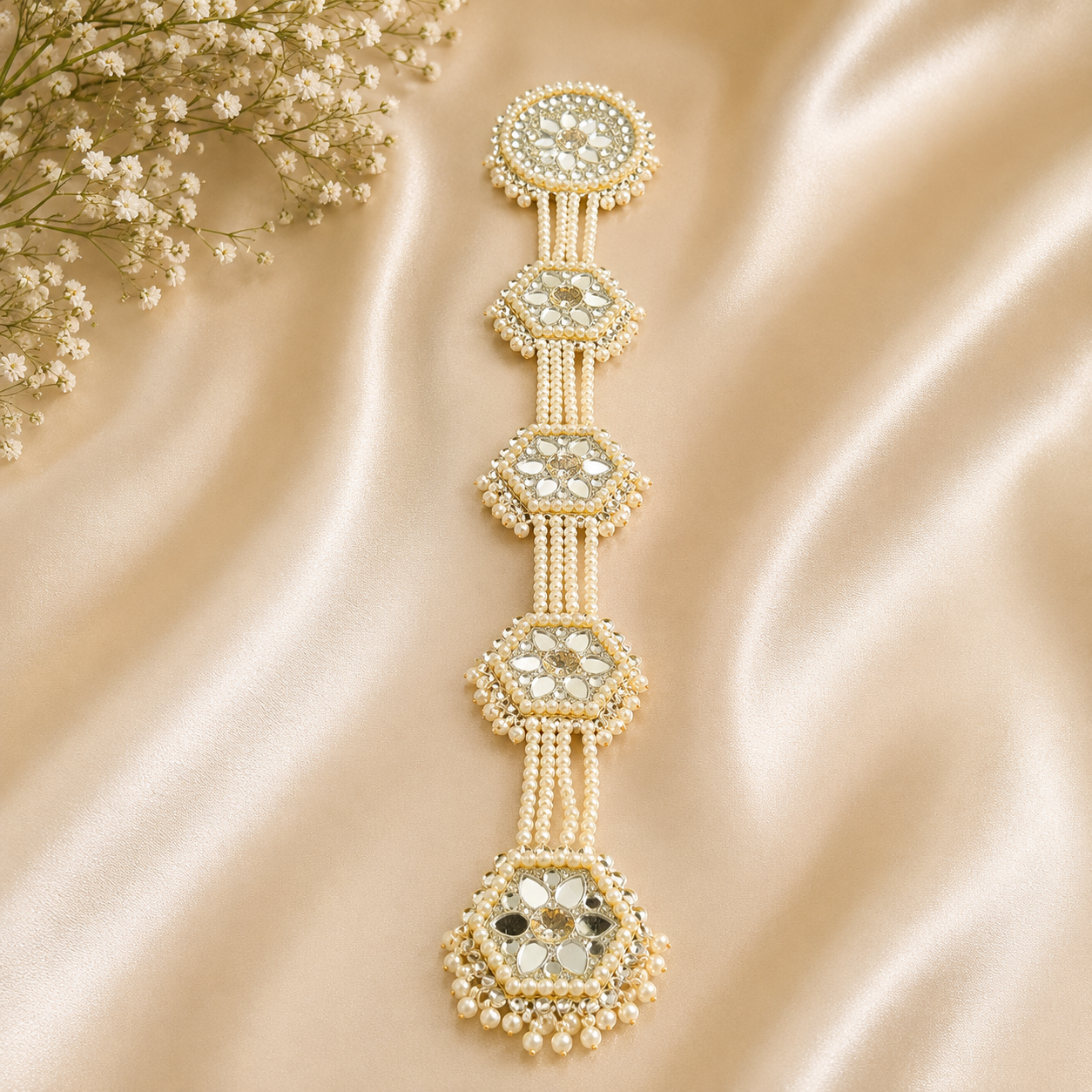 Pearl White Meatal Hair Paranda