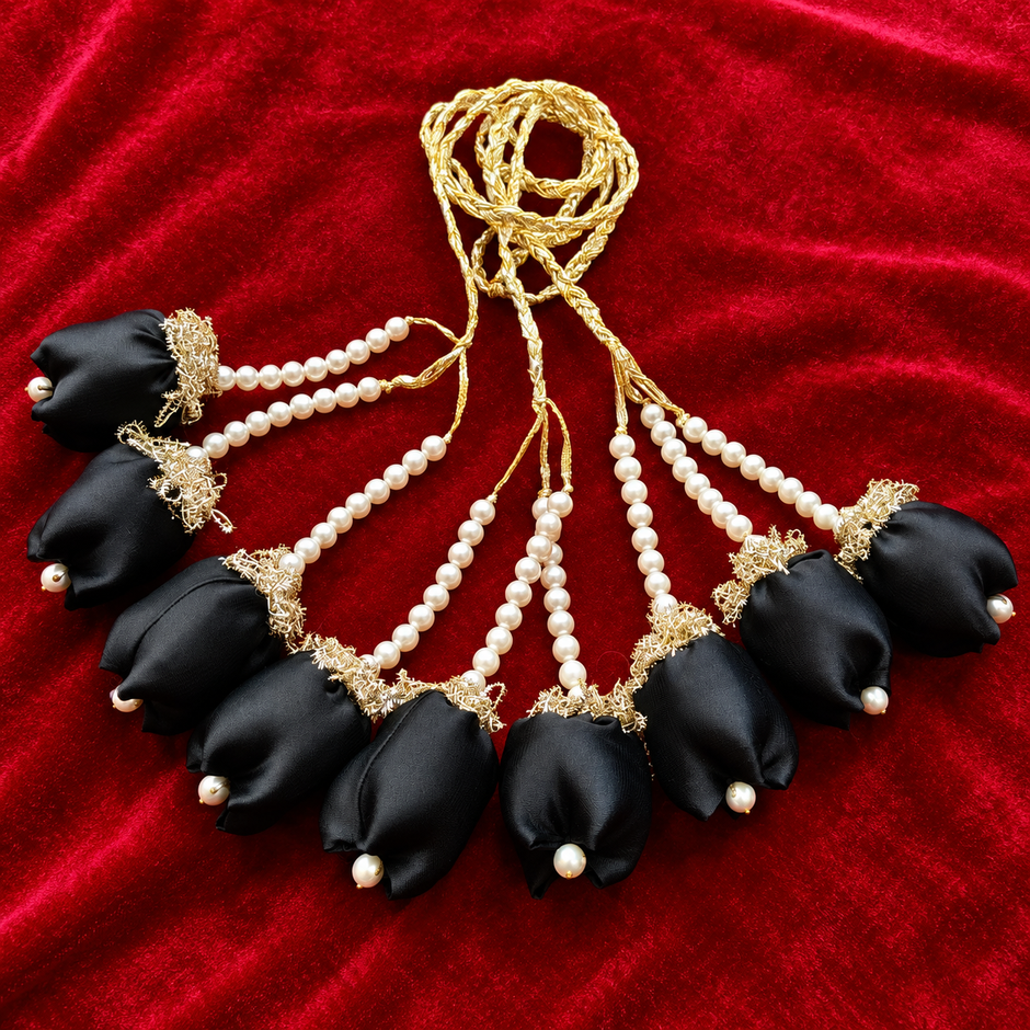 Black Tulip Paranda