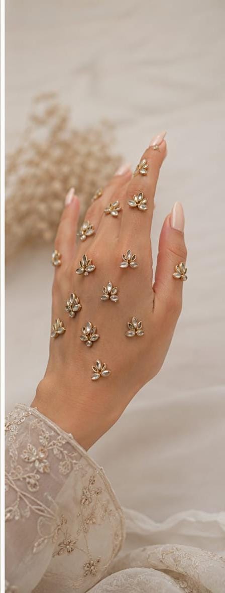 Leaf Kundun Mehndi