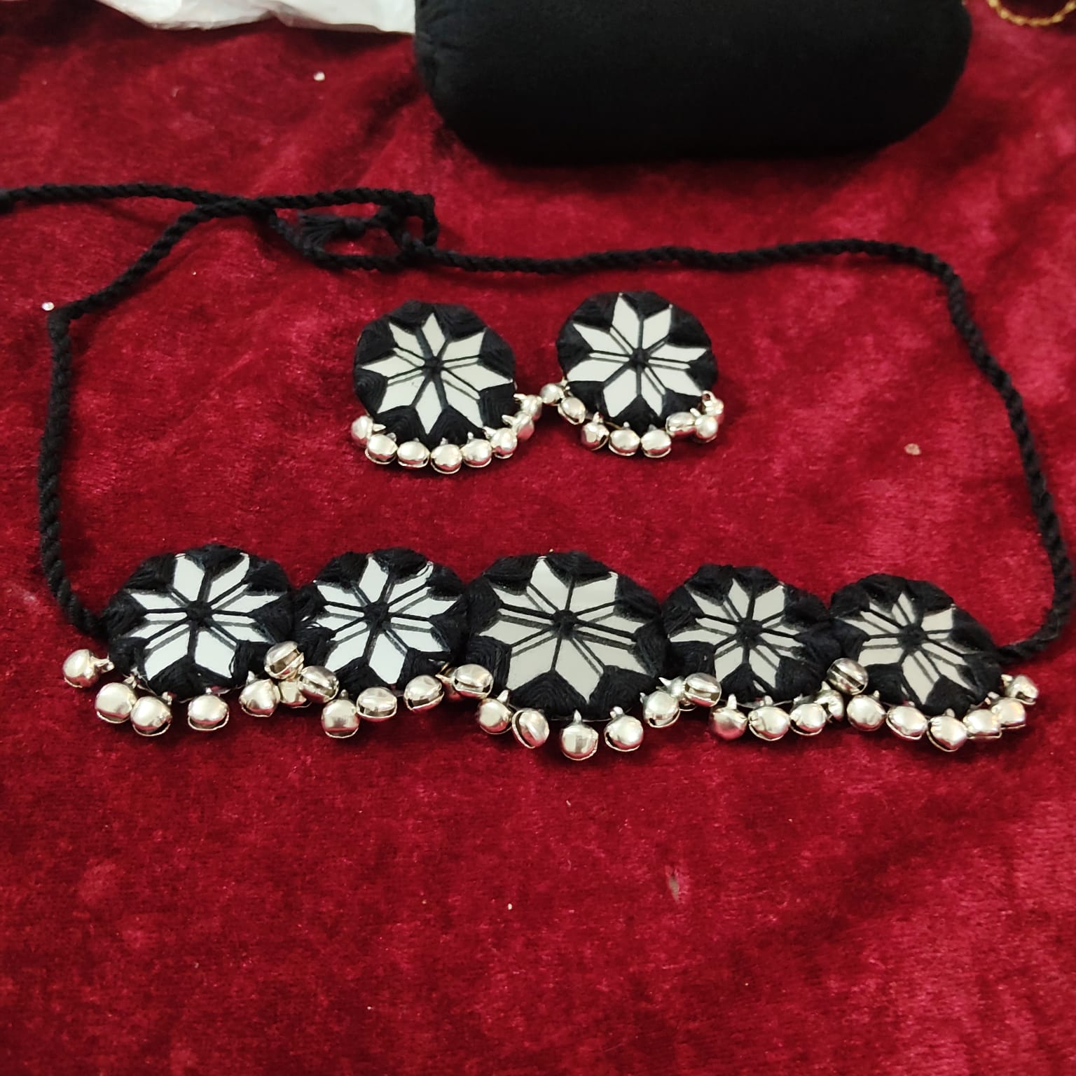 Black Handmade Set