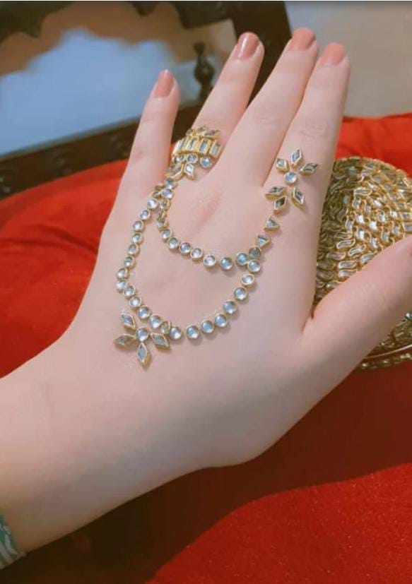 Noor Kundun Mehndi