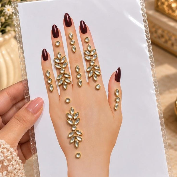 Press On Noor Mehndi