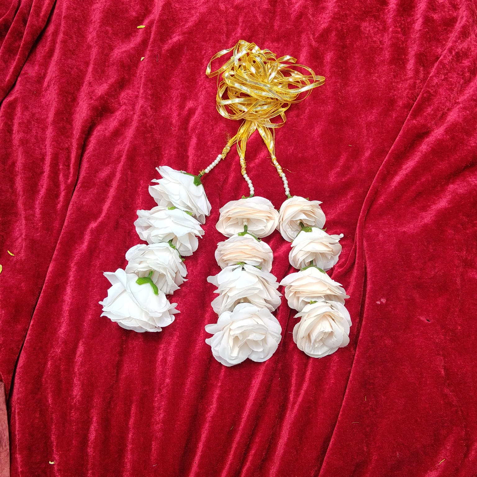 White Floral Paranda