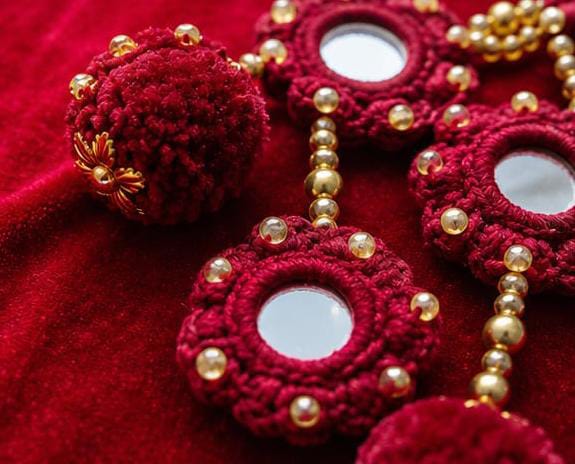 Mehroon Hand-Made Paranda