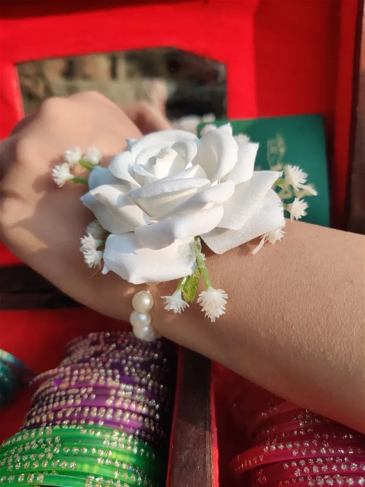 White phoul gujra