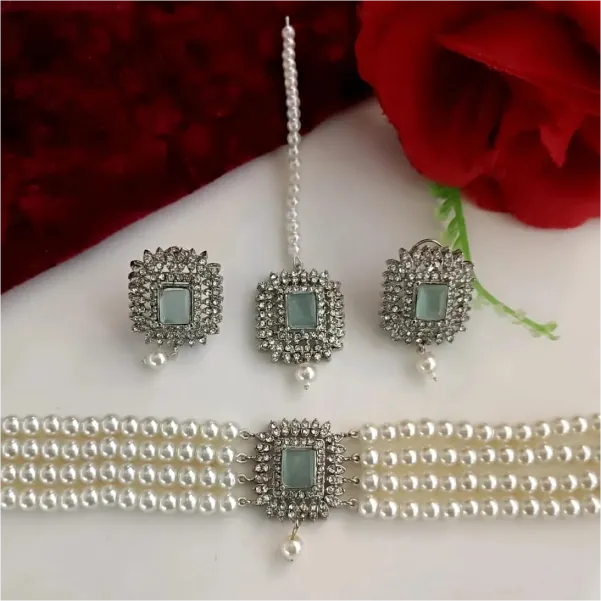 Zircon mint Choker Set
