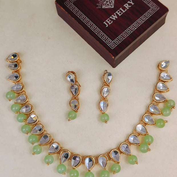 Mint Moti Kundan Set