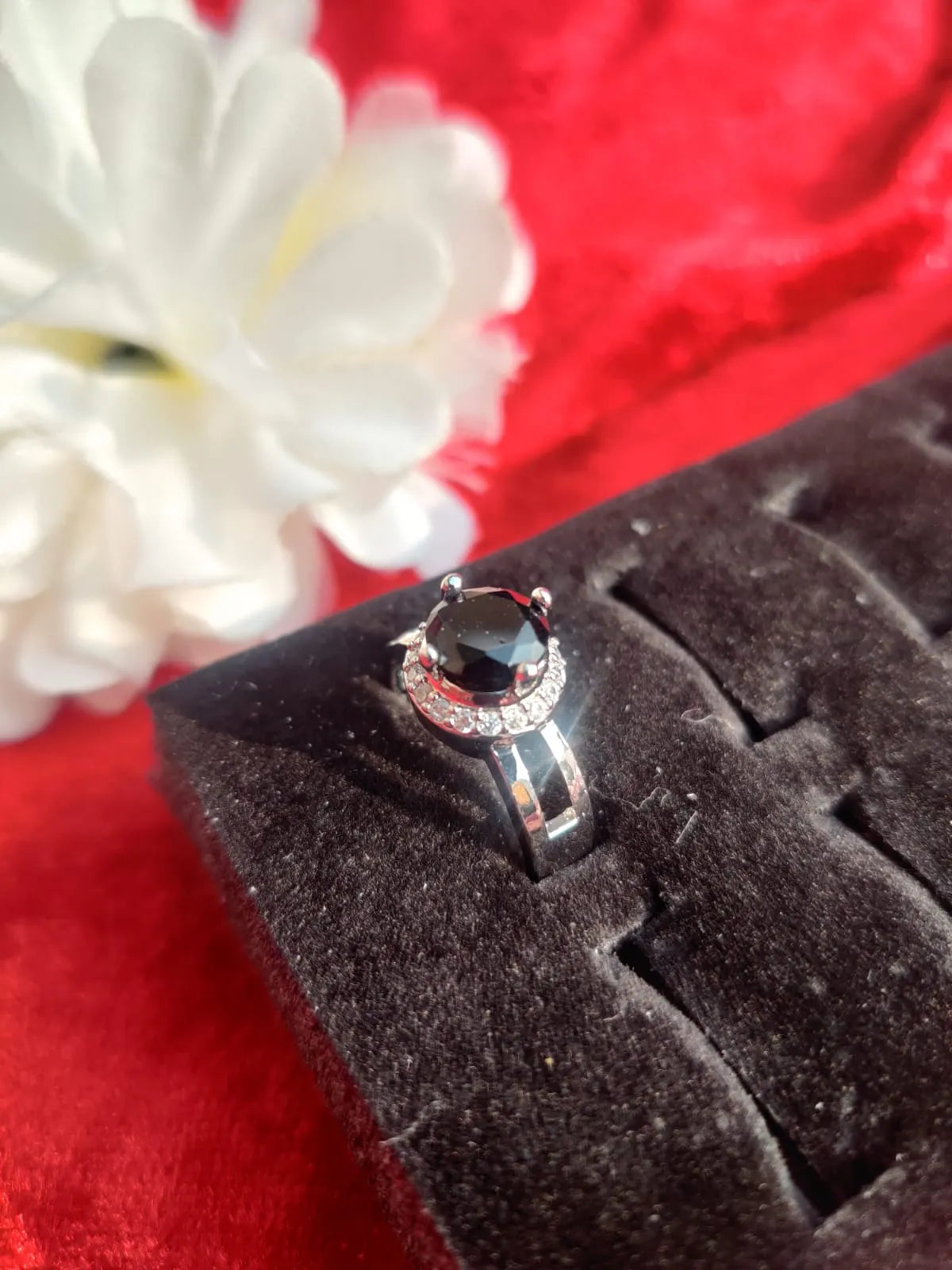 Black stone ring