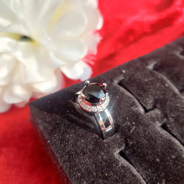 Black stone ring