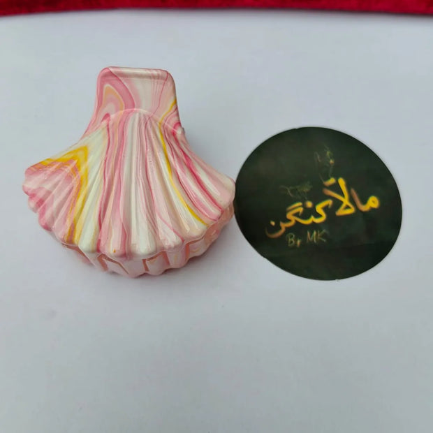 Light Pink Shell Clip