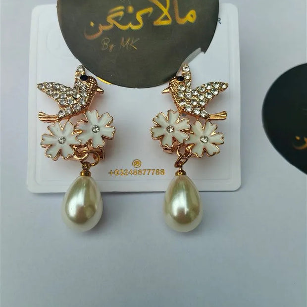 Sparrow Pearl Earrings